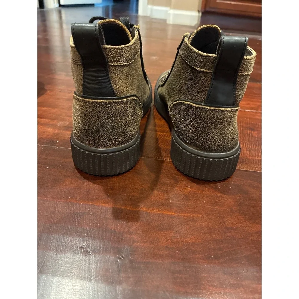 John Varvatos High Top  display picture 1